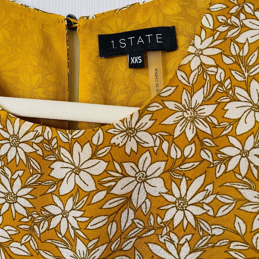 1.State Floral Top - Picture 2 of 3